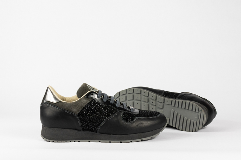 Stepforward - Ibiza Manta Black-Woman