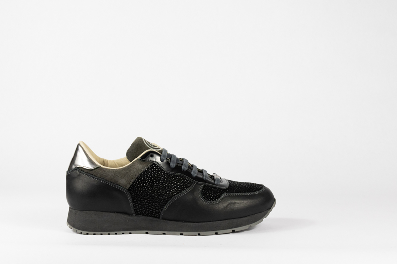 Stepforward - Ibiza Manta Black-Woman